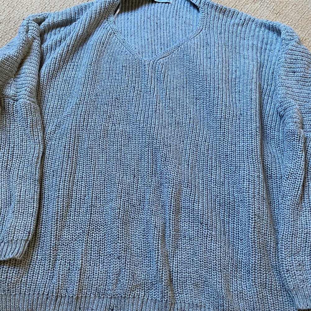 Cjla grey rhea sweater size small.